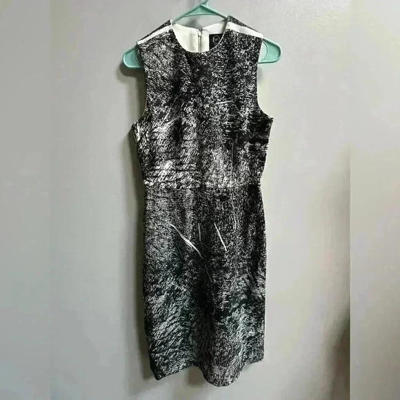 NEW | McQ by Alexander McQueen Abstract Print Sheath Dress | Women’s Size 4 - Picture 1 of 12